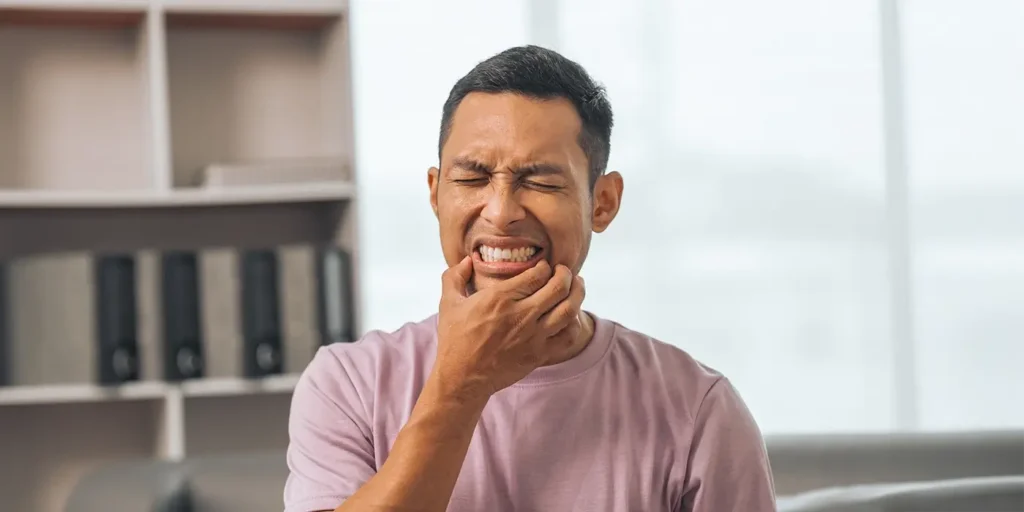 Common Dental Emergencies: When to Seek Immediate Care in Calgary